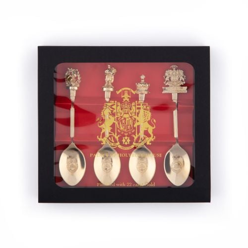 Box with red background and four spoons inspired by the Palace of Holyroodhouse