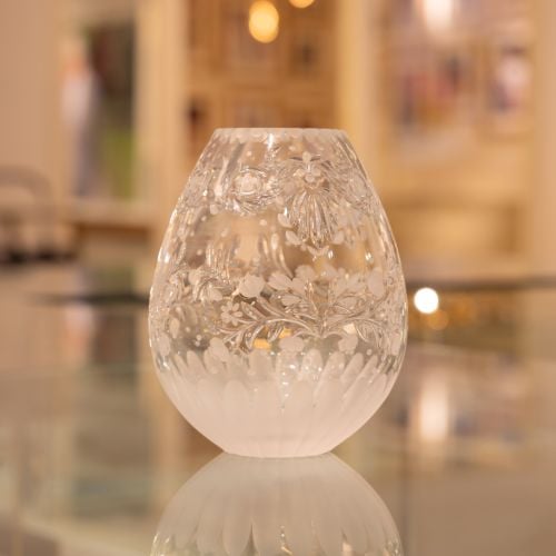 Acanthus Ltd Ed Crystal Vase, with ornate cut glass Acanthus flowers. 