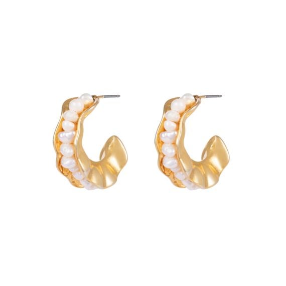 Gold oplated earrings studded with silvery white pearls.